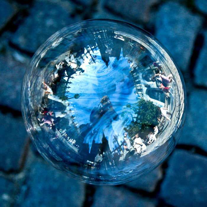 神奇的水滴摄影，泡泡中的世界--阿里百秀