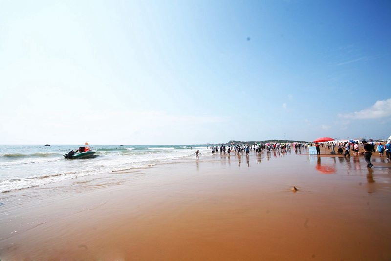 八大中国最美海滩，夏天游泳好去处--阿里百秀